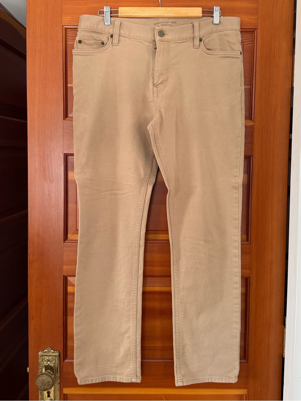Banana Republic Men’s Traveler Chino in Tan